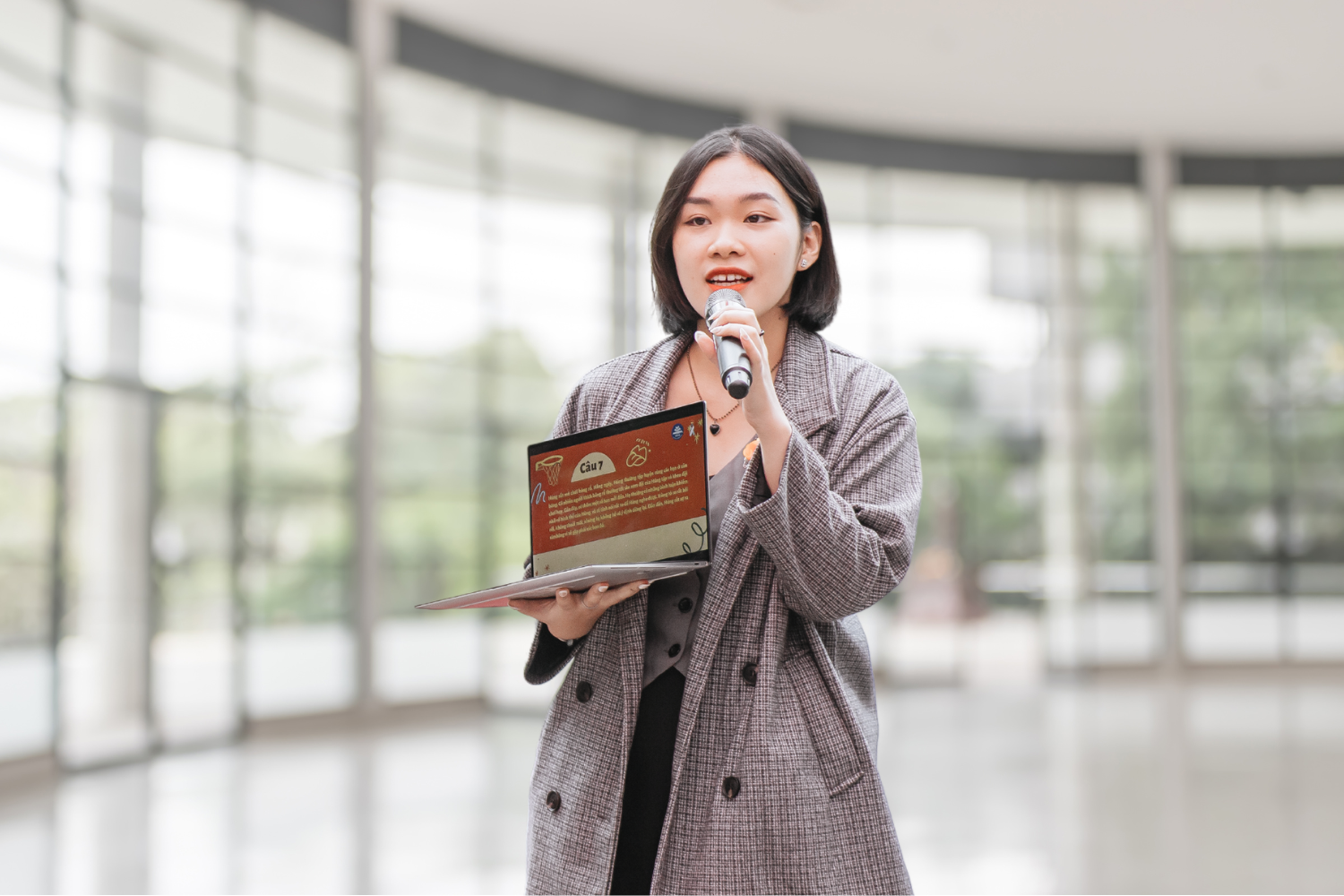 Cử nhân Quản lý giáo dục