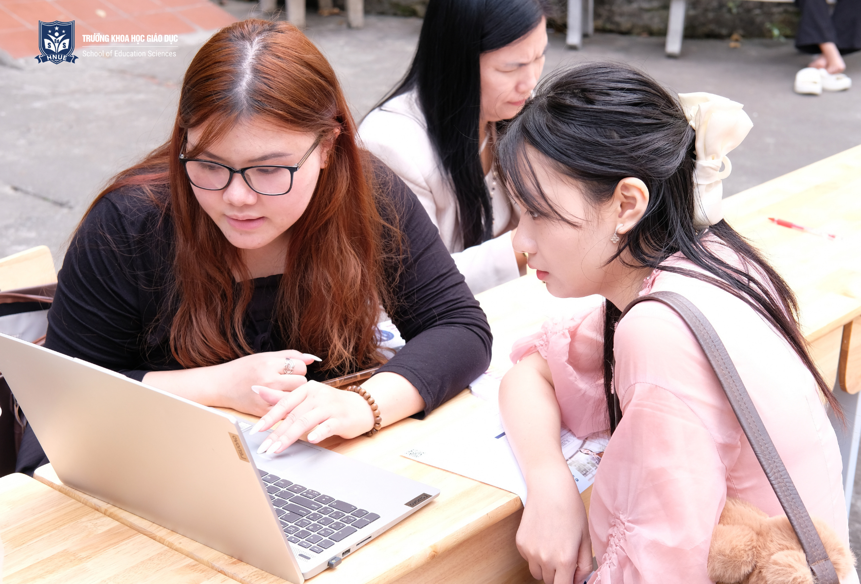 BUỔI TƯ VẤN TUYỂN SINH TẠI TRƯỜNG THPT KHƯƠNG HẠ