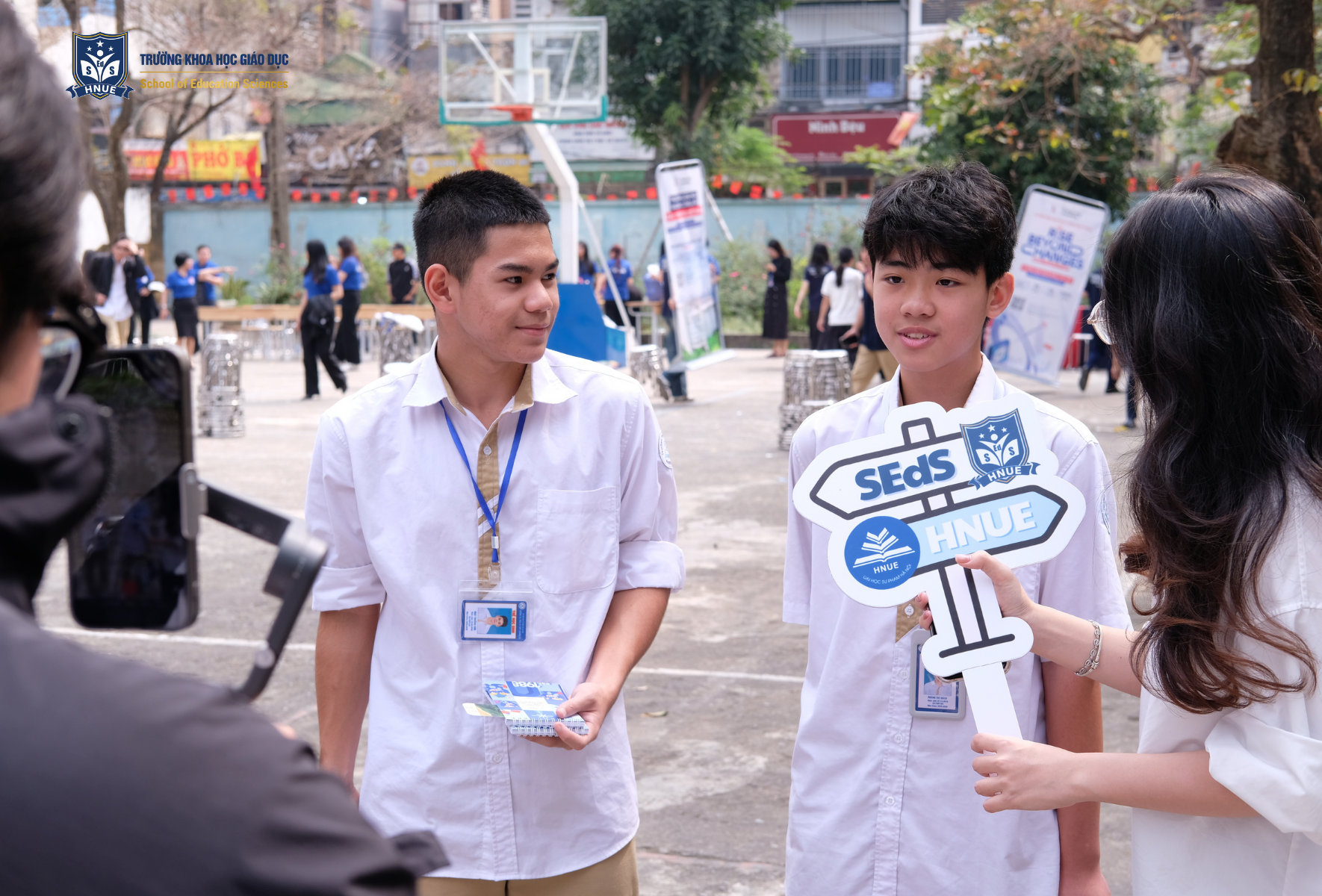 BUỔI TƯ VẤN TUYỂN SINH TẠI TRƯỜNG THPT KHƯƠNG HẠ